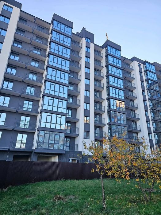 Продам 2-кімнатну квартиру у Новобудові