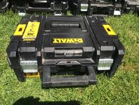 Ящик Dewalt для наборів імпакт/шуруповертів, оригінал