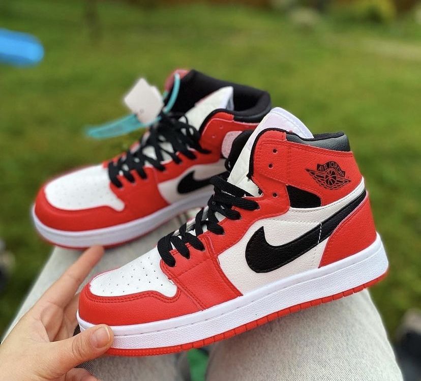 Nike Jordan красные