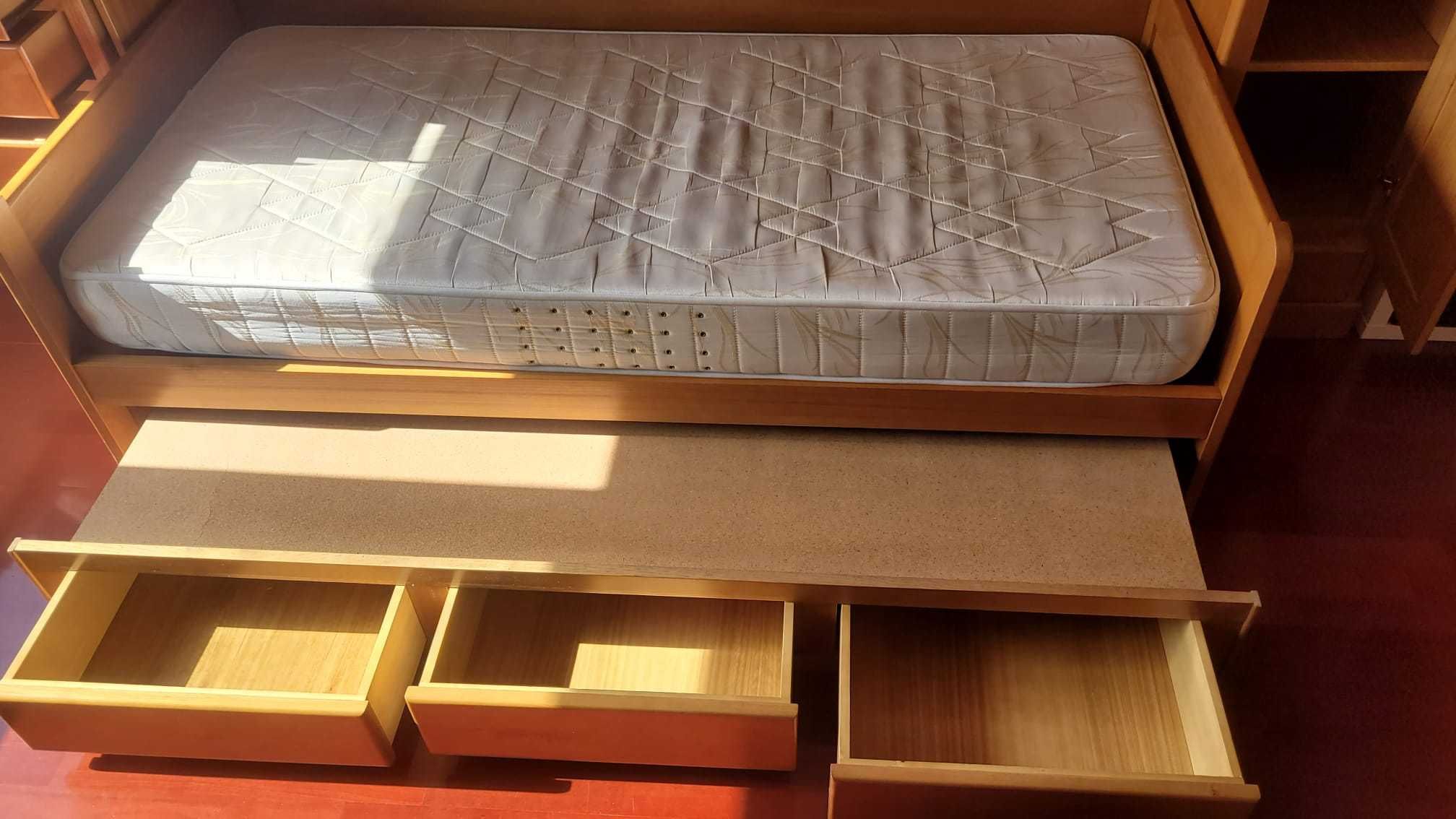 Cama Solteiro Estudio Cerne