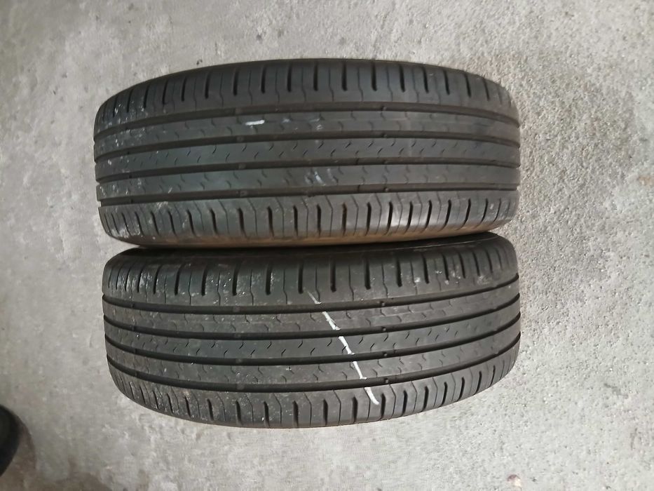 2 pneus 215/60R17 Continental seminovos