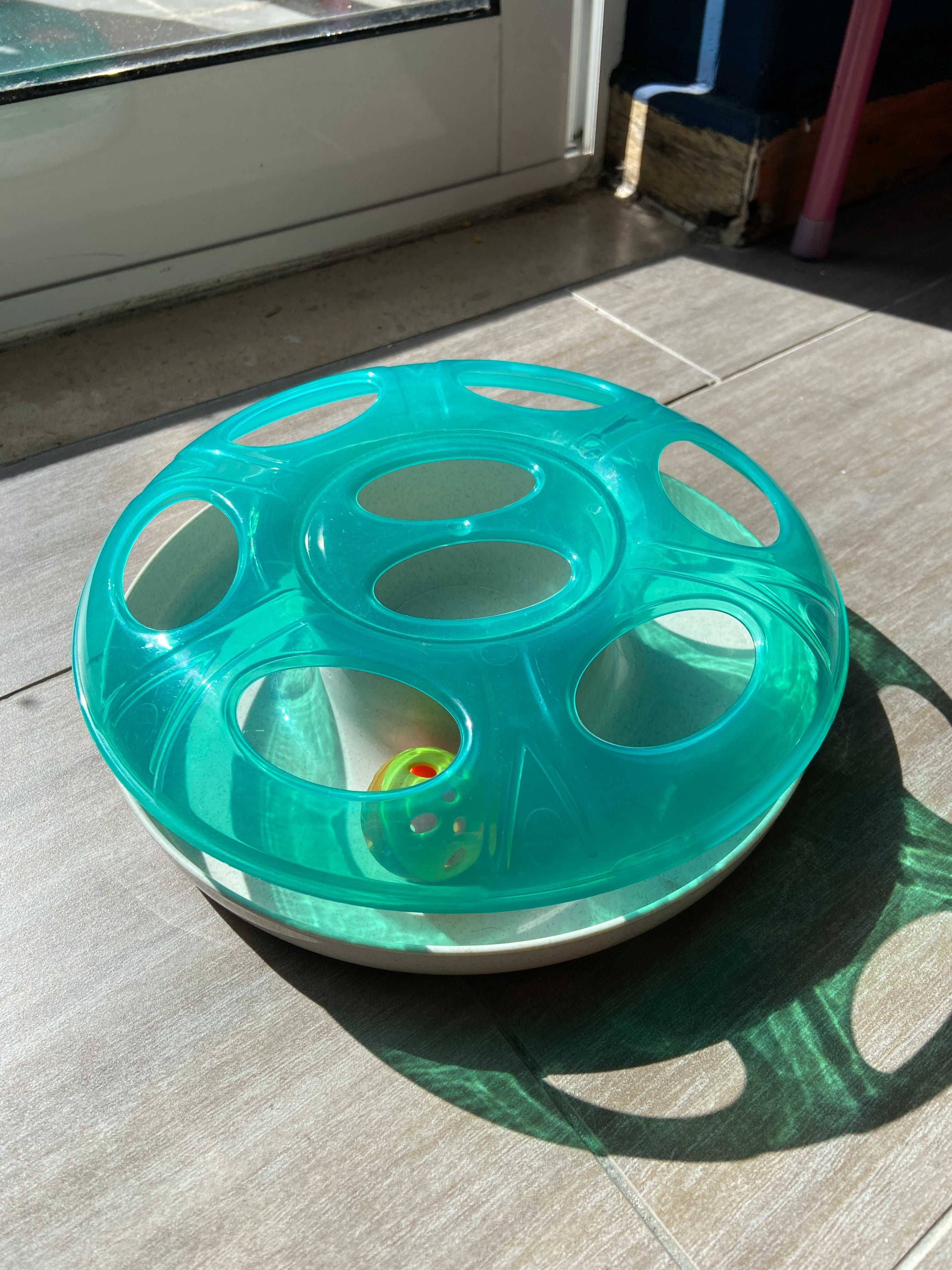 Brinquedo Interativo para Gato – Bola Circular