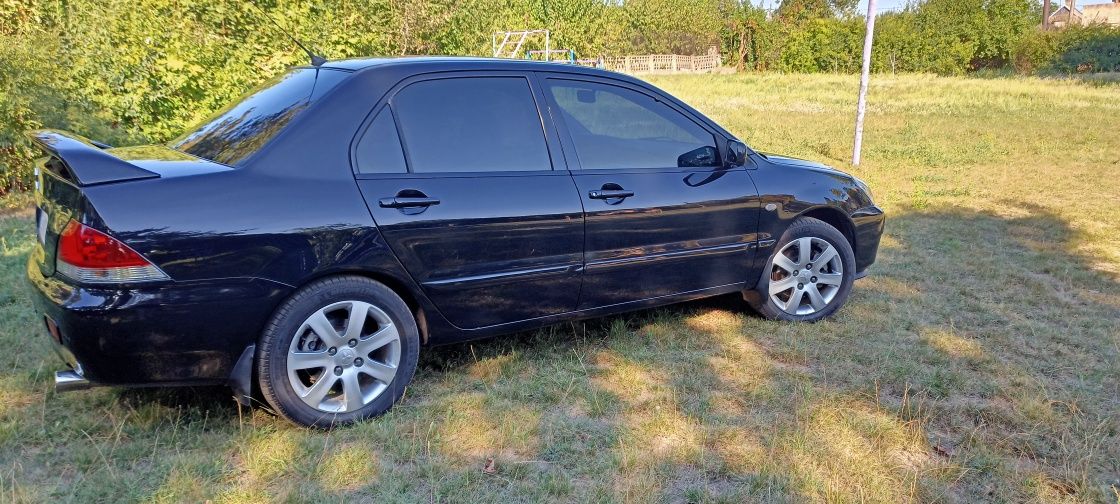 Продам авто mitsubishi lancer 9