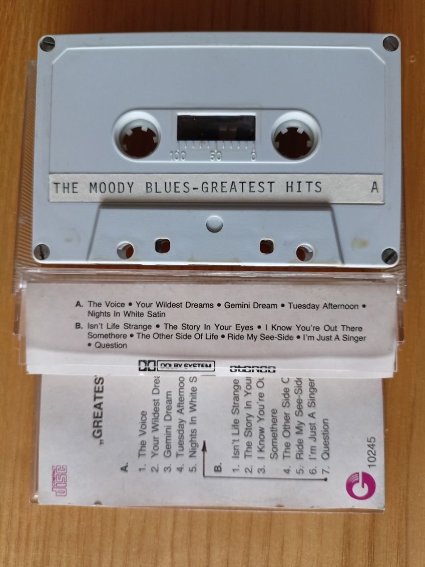 THE MOODY BLUES na kasecie magnetofonowej