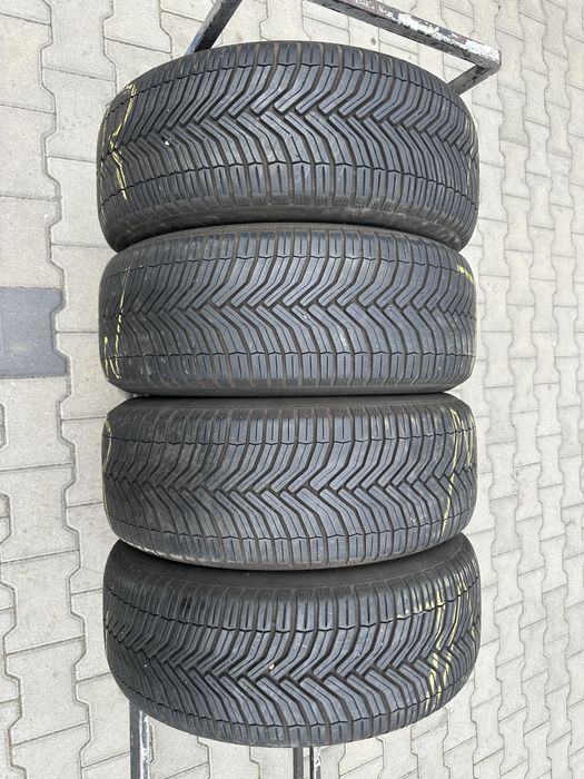 225/55r16 Michelin CrossClimate komplet