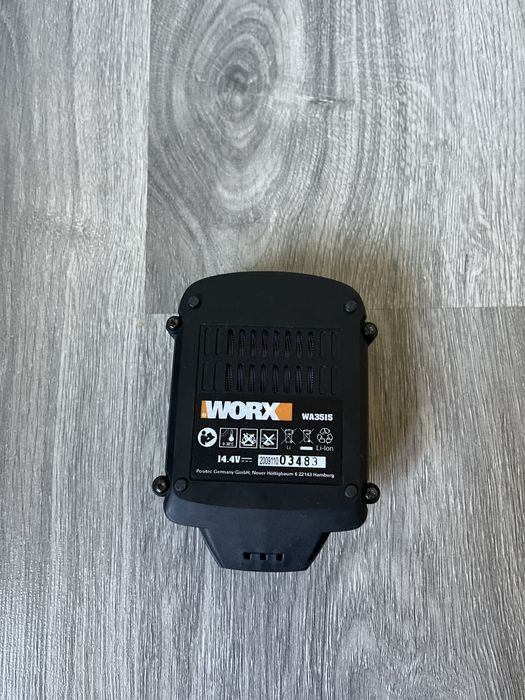 Акумулятор Worx 14.4 v на запчастини