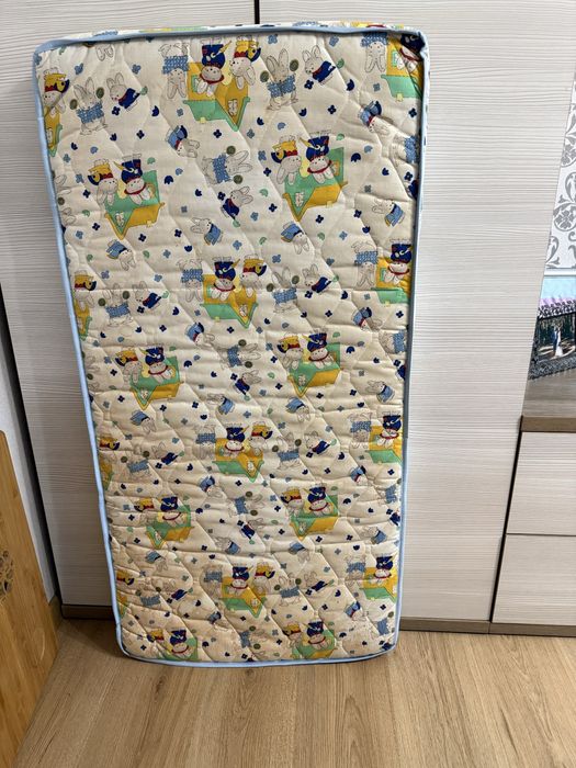 Продам дитячий матрац.