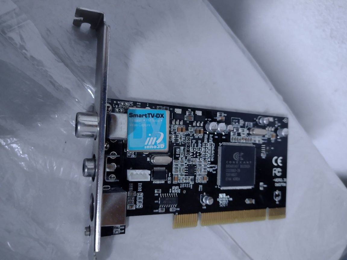 Placa PCI para TV, Rádio e Captura Vídeo innoDV