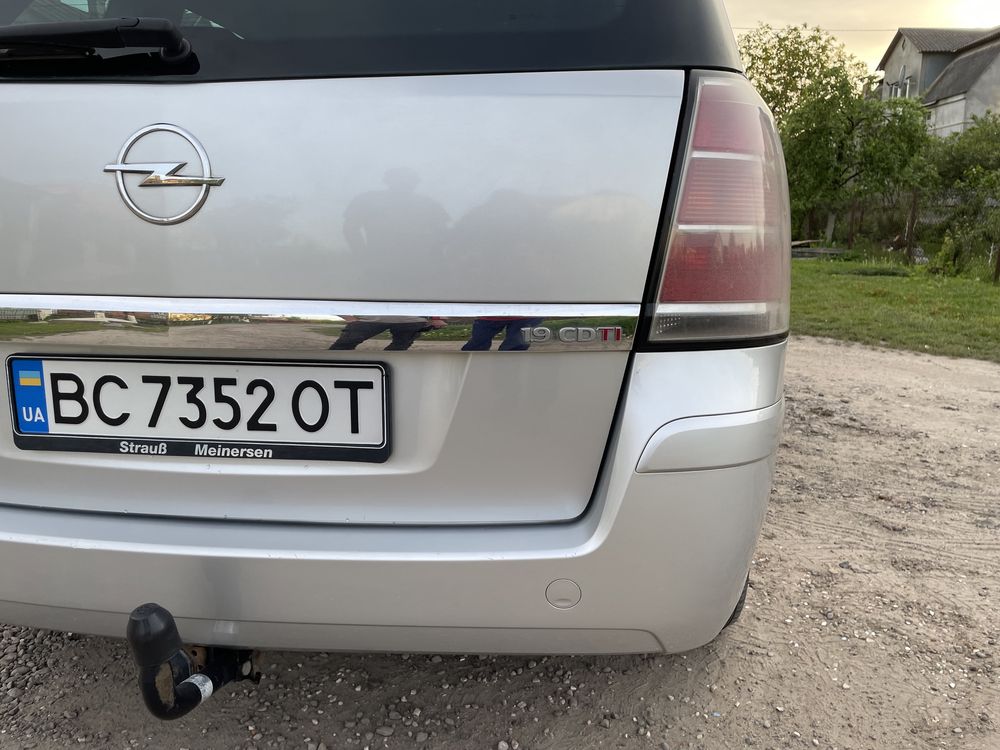 Opel zafira 2007