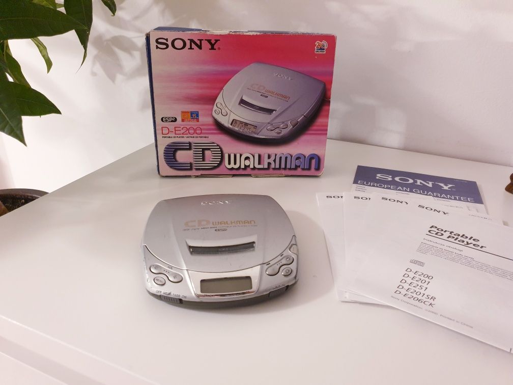 CD Walkman Sony D-E200