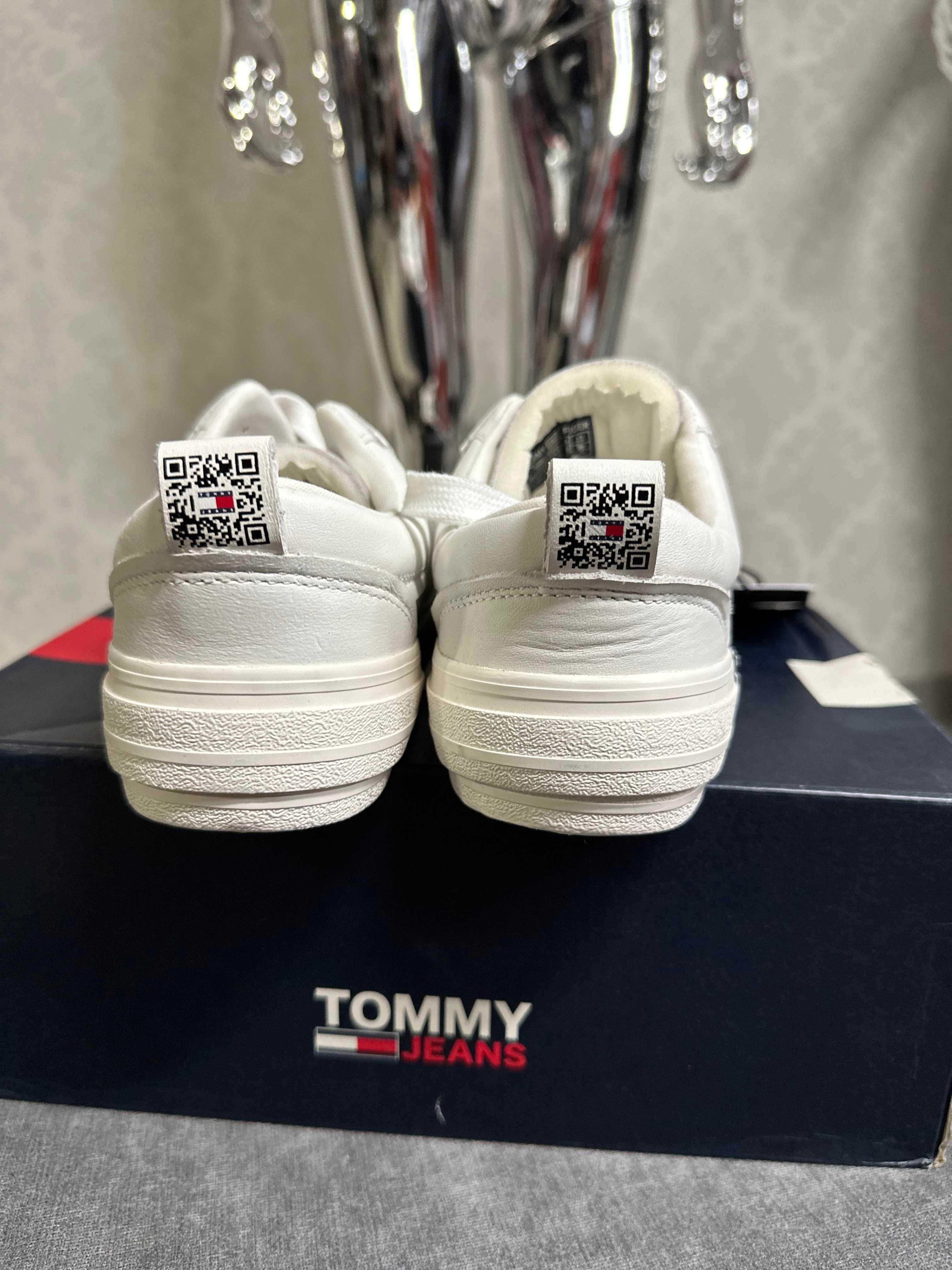 Buty Tenisówki Tommy Jeans Damskie rozmiar. 41