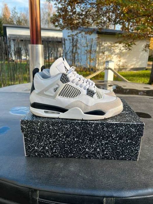 "Buty koszykówki "Jordan_4_Retro_Military_Black_Roz.41