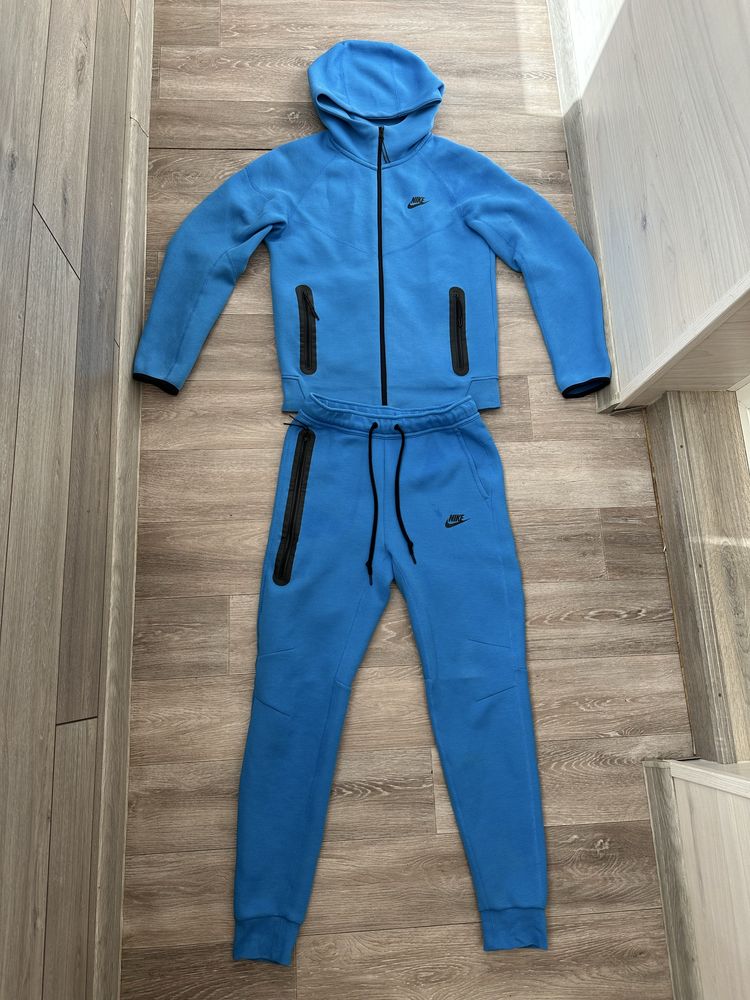 Костюм Nike Tech Fleece