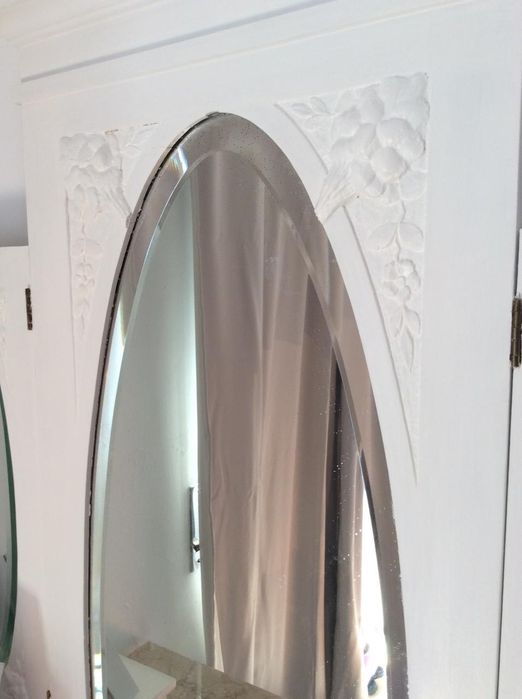 Mobília de cama restaurada