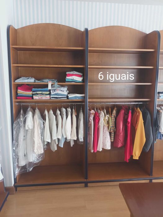 móveis comerciais para lojas de roupa