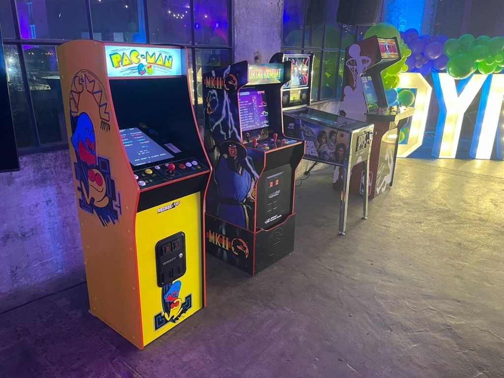 Wynajem Automaty do gier Arcade Retro, Flipper Atrakcje na event