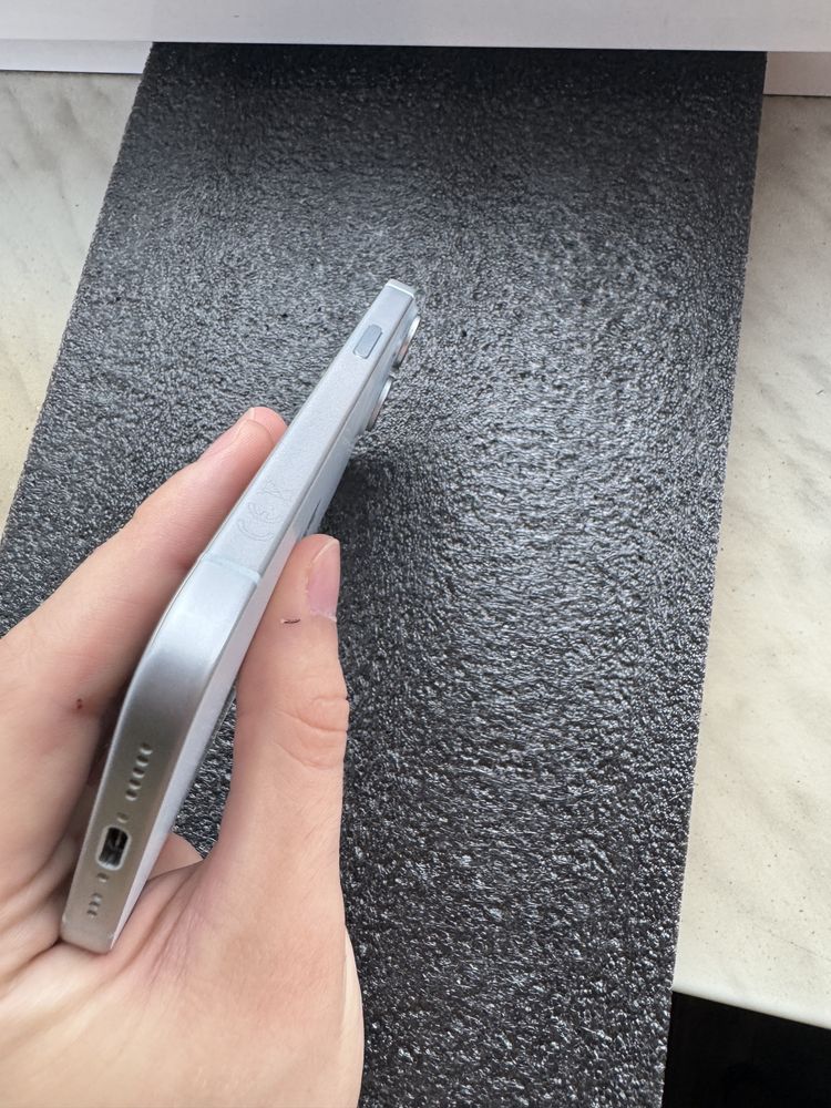 Iphone 15 128 gb