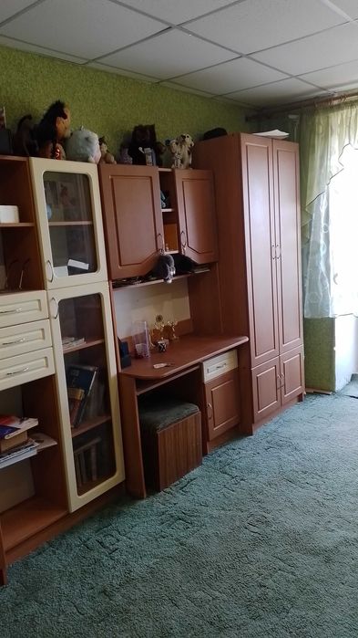 здам 3-кімнатну квартиру довгинцеве