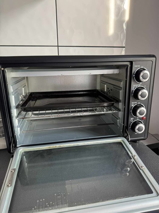 Piekarnik MPM z termoobiegiem na gwarancji