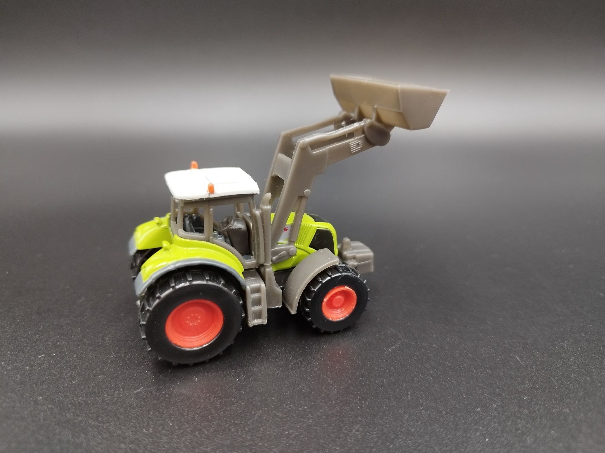1:58 Norev Mini-jet Claas Axon 850 loader model traktor