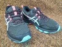 Кросівки трекінгові літо Asics Gel-Venture 37 розмір.