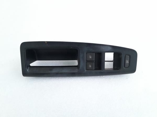 Comando / botão / interruptor vidros frente esquerdo VOLKSWAGEN Polo (