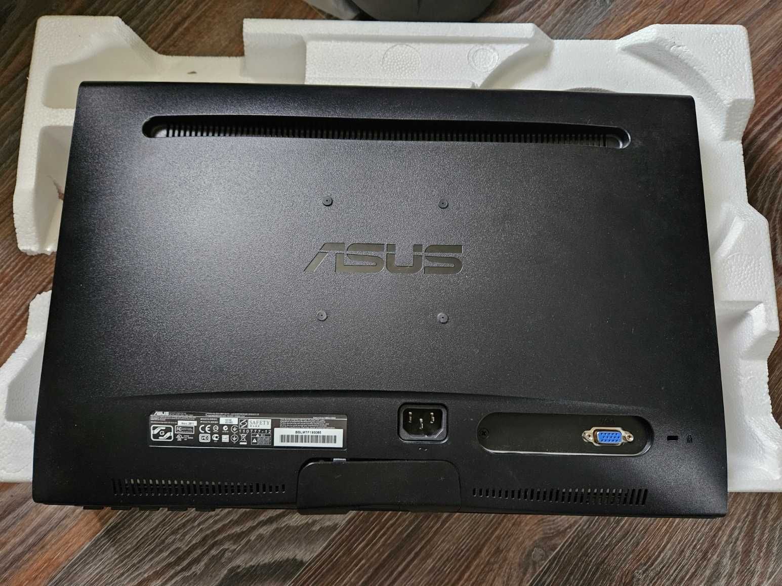 Монитор 19" Asus VS198D