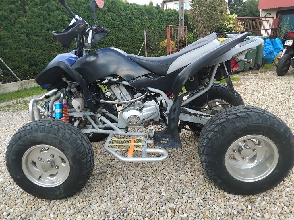 Quad 200 lc zarejestrowany atv eagle buty kask