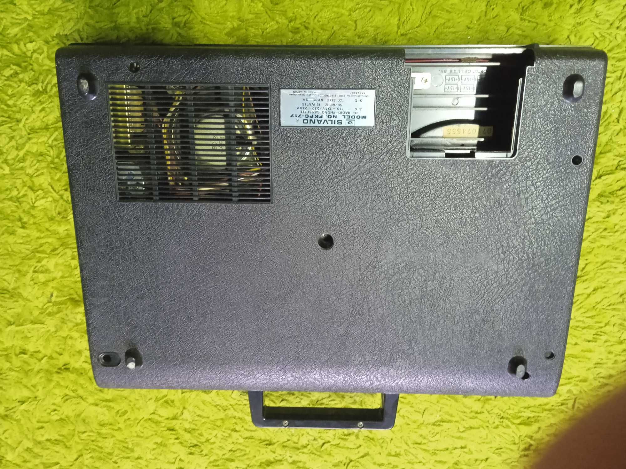 Gira discos portatil antigo