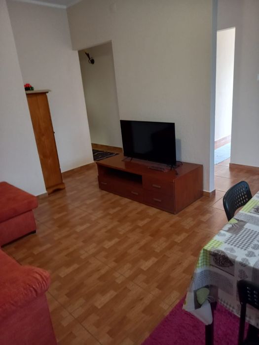 Aluga se t2  na vila da Vieira