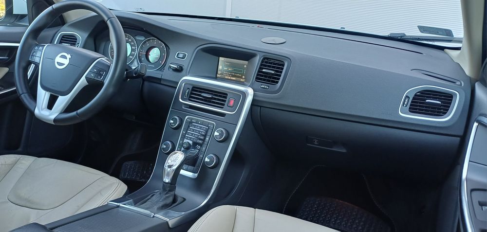 Volvo S60  2.0D 2012r. Automat