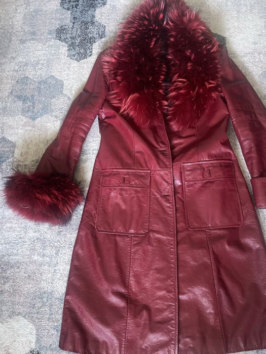 Пальто шкіряне з натуральним хутром! Розмір ML!