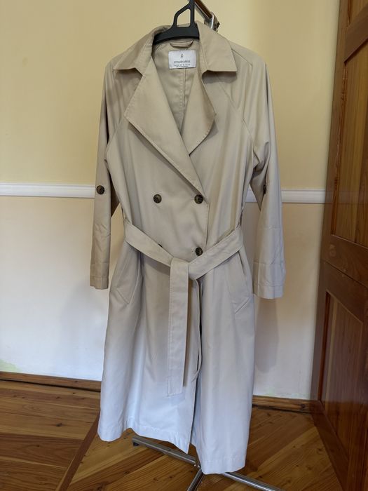 Тренч Stradivarius