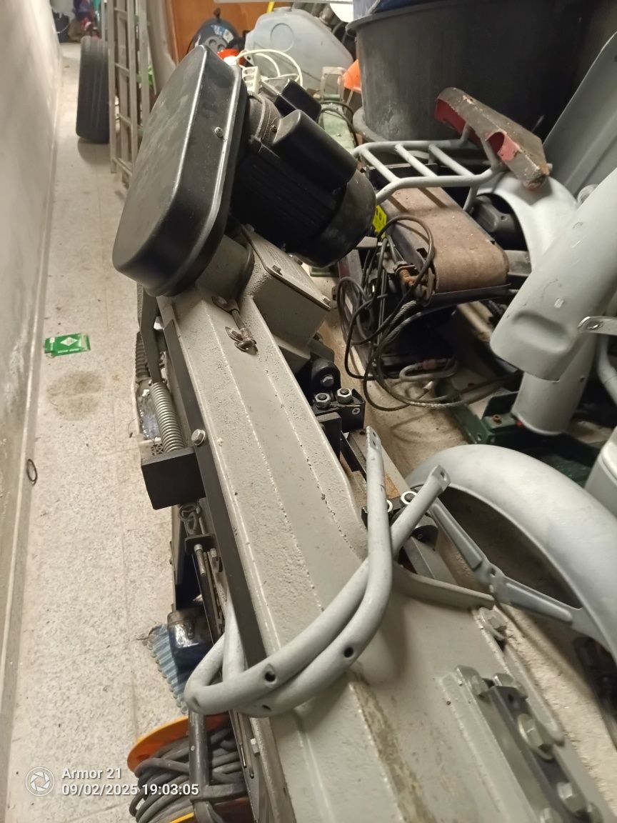 Máquina de cortar ferro 220v