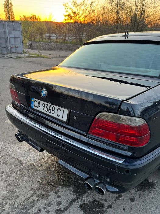 BMW 750 l дизель 4.0