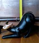 Gato decorativo linhas modernas, resina e metal, preto e prateado-bri