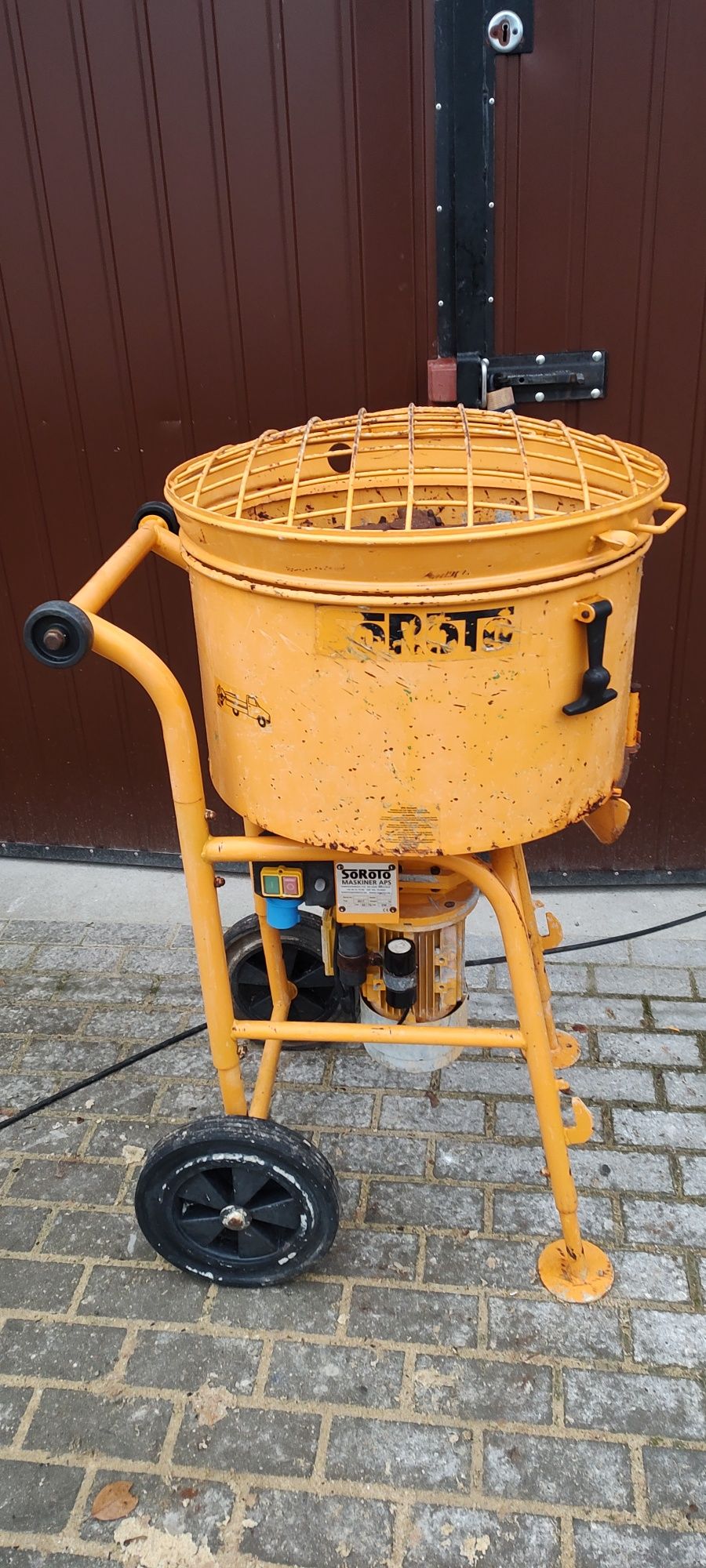 Mieszalnik,betoniarka SOROTO 80l