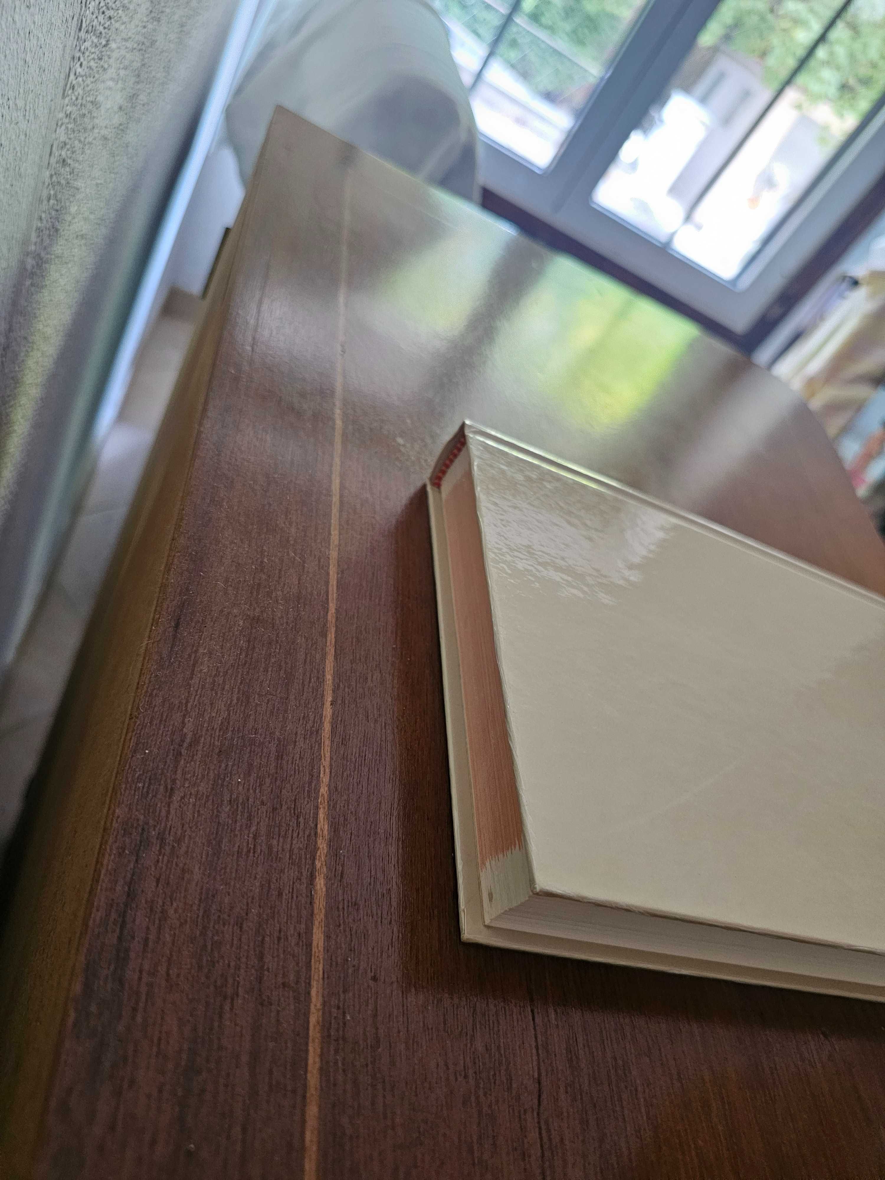 Livro Guia Turístico de Portugal de A a Z – Círculo de Leitores (1989)