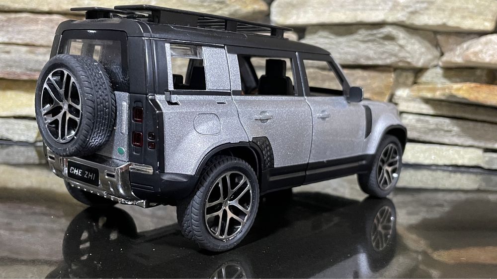 1/24 Металева модель Land Rover Defender 1:24 машинка іграшка модель