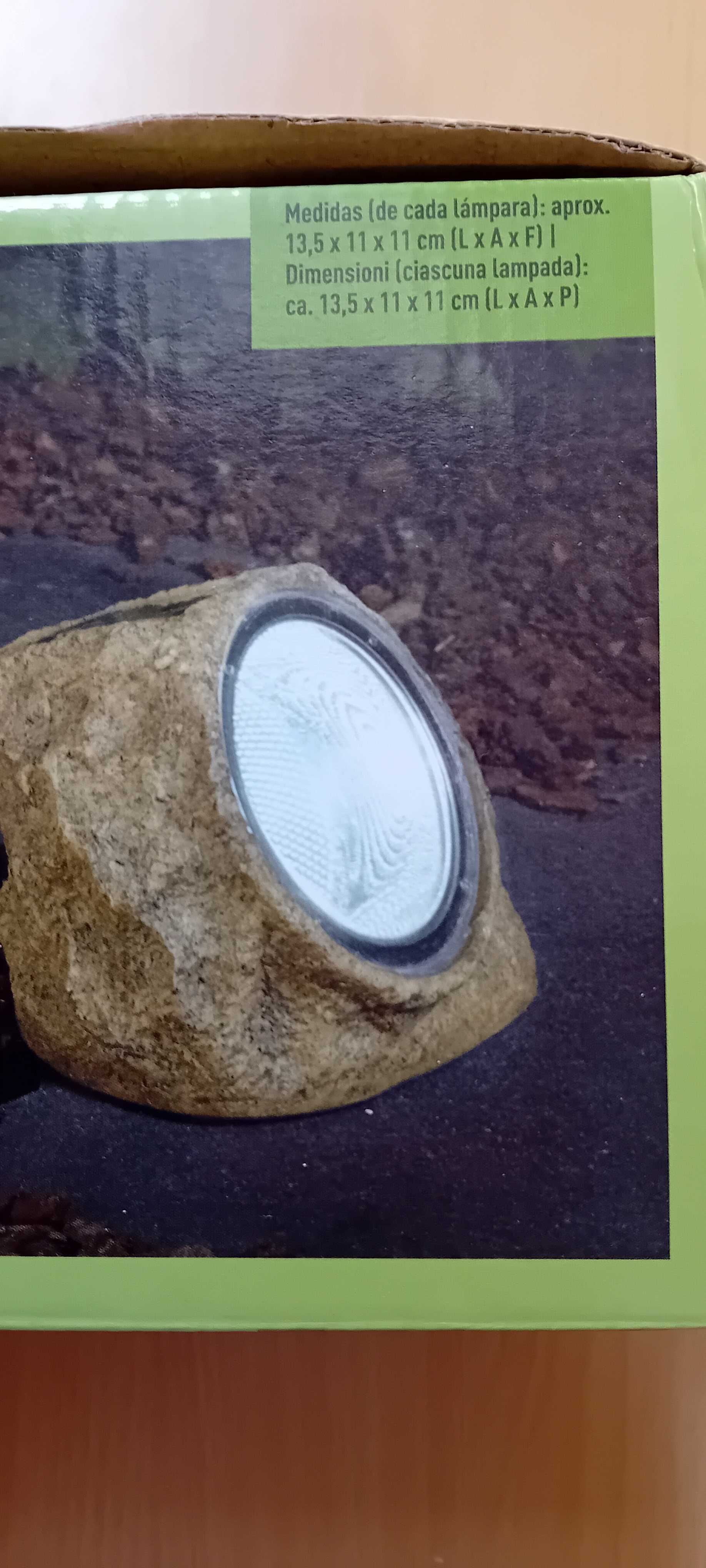 Lâmpadas solares para jardim