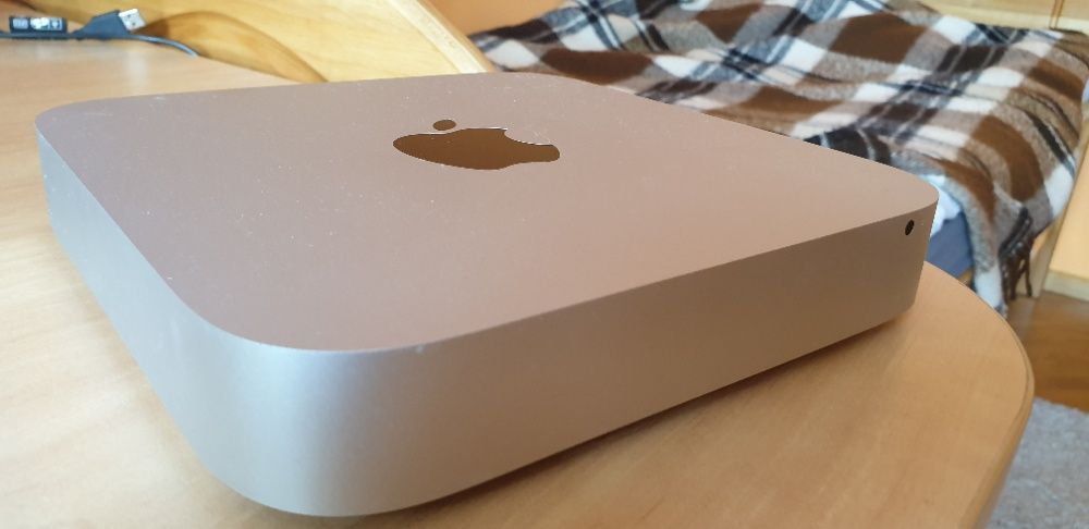 Apple Mac Mini 2014 - i5 2.6GHz/8GB/1TB.  торг