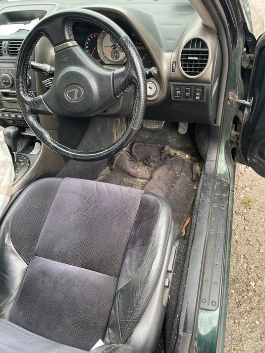 Lexus is200 LPG 2000 rok części czesci