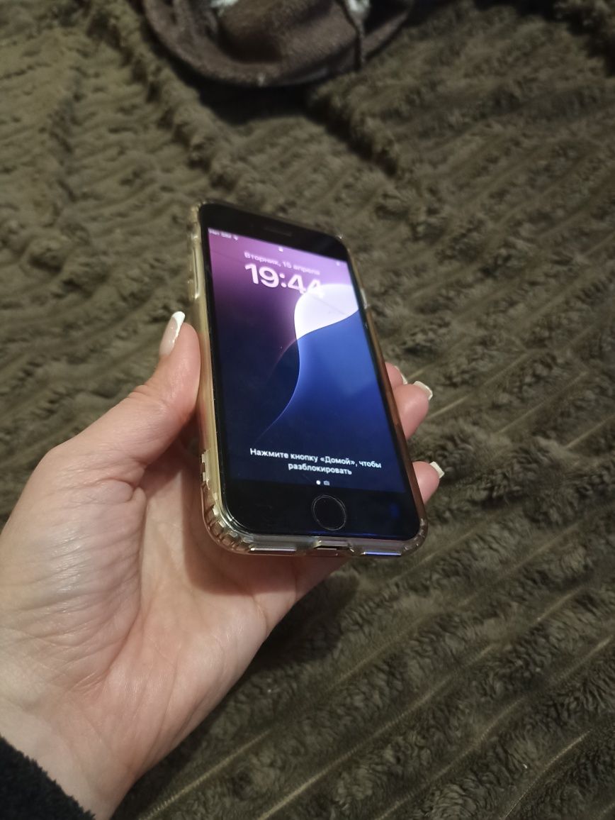 Iphone SE версия 18.3.2
