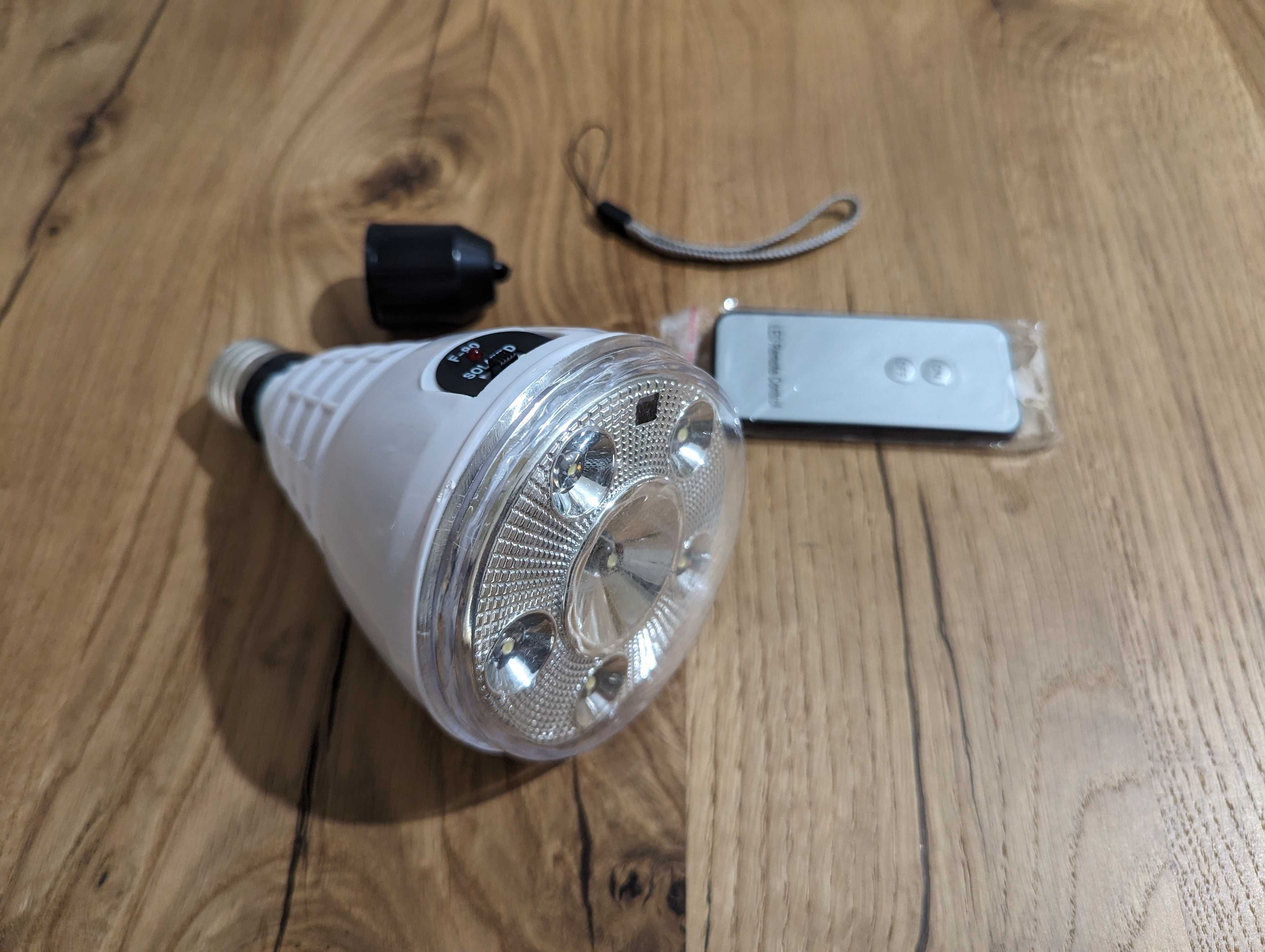 LED-лампа Solar на акумулятор на сонячній батареї і з пультом!