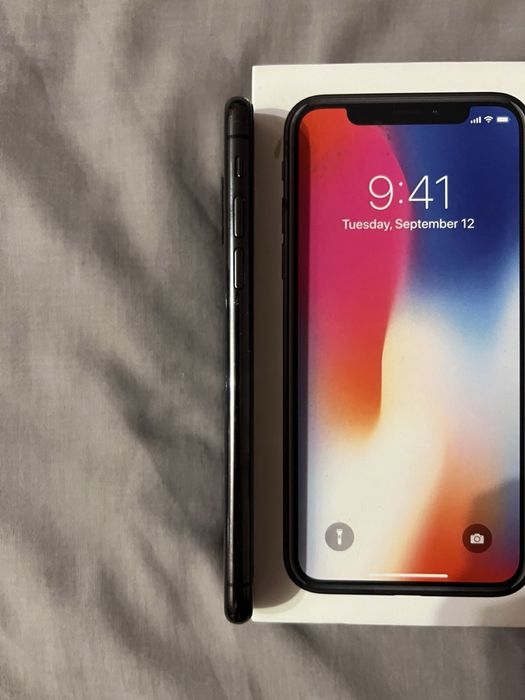 Продам Айфон х 256gb