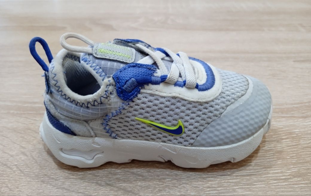 Кроссовки сникерсы Nike React Live CW 1620-004 детские 22р.