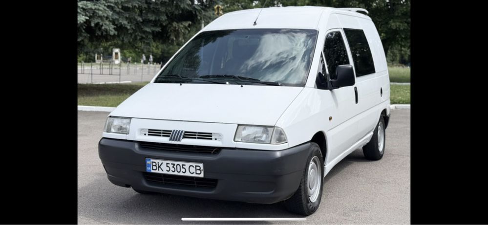Fiat scudo 1.9D dw8 варте уваги