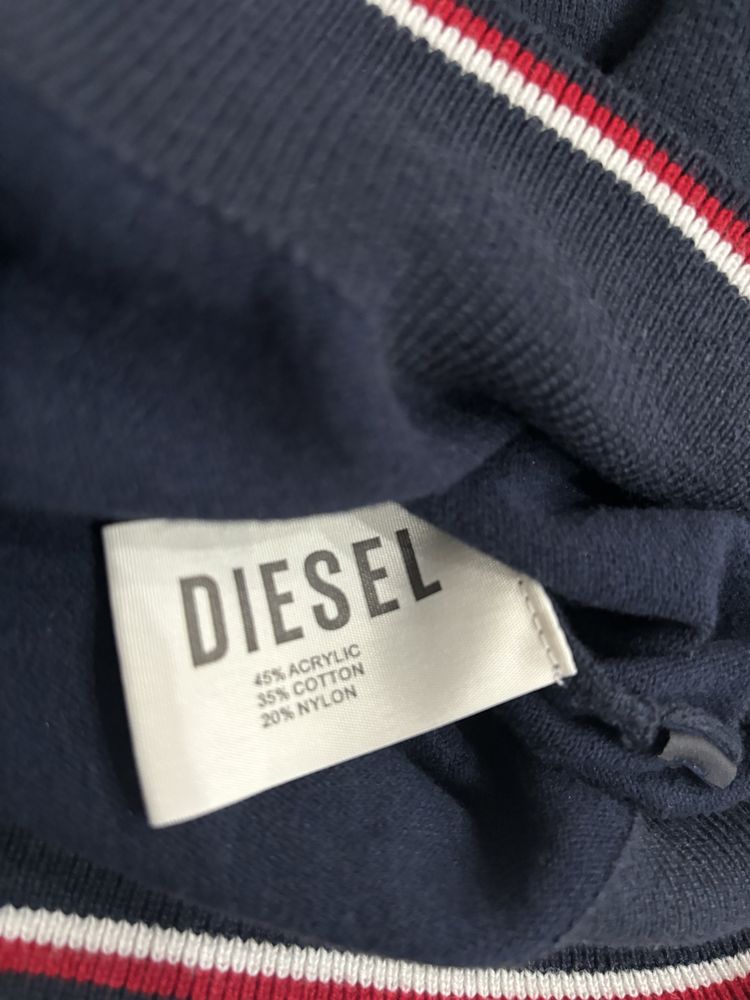 Diesel M sweterek