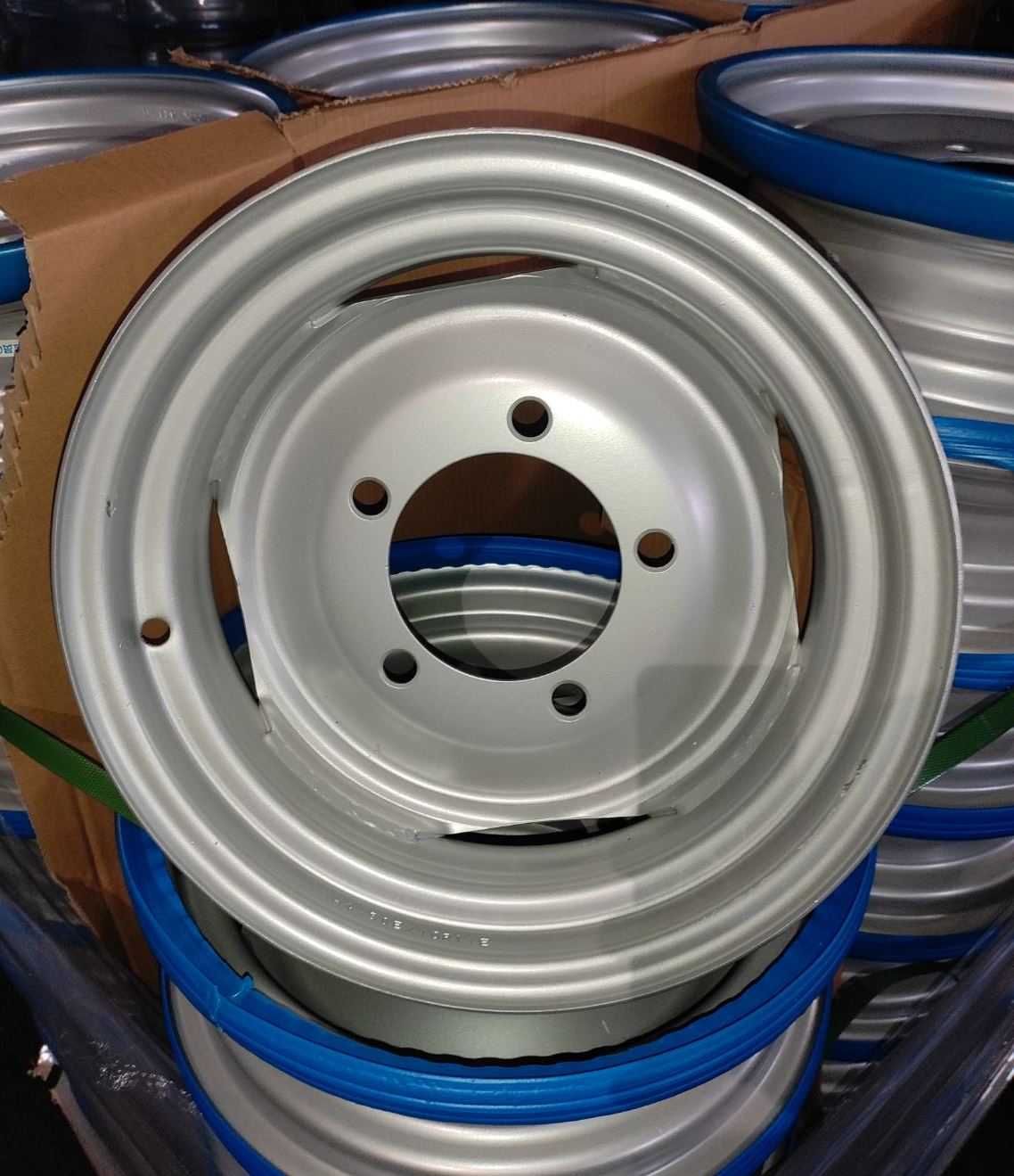Диски колесные 4.5x16 для Т-16, Т-25, Т-40, культиватор КПС