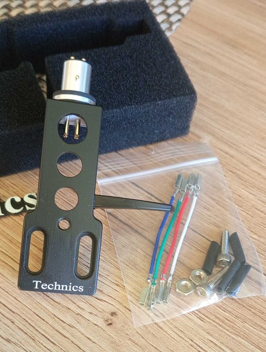 Headshell Technics  / - plus emblemat /